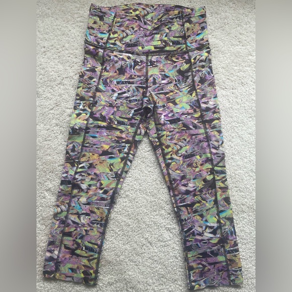 NWOT Lululemon Fast and Free HR Crop II 19” Size 6 - Picture 5 of 15